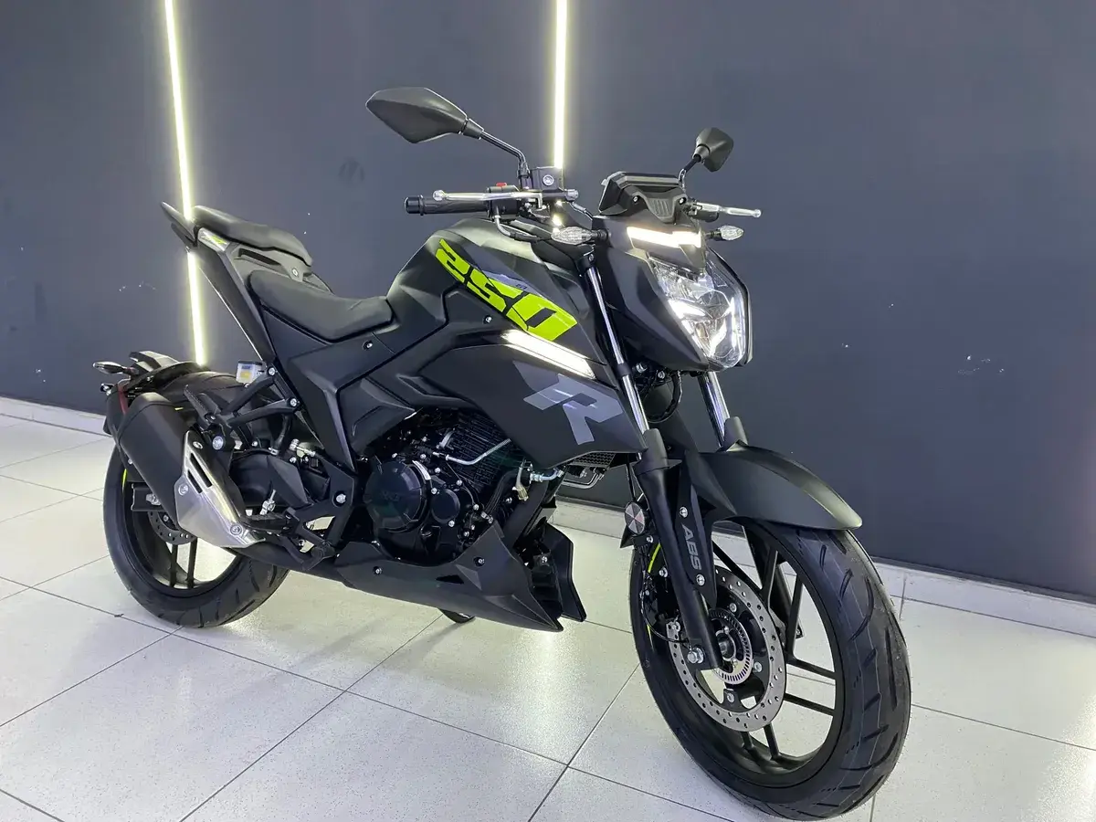 MOTO AKT 250 R · foto 4